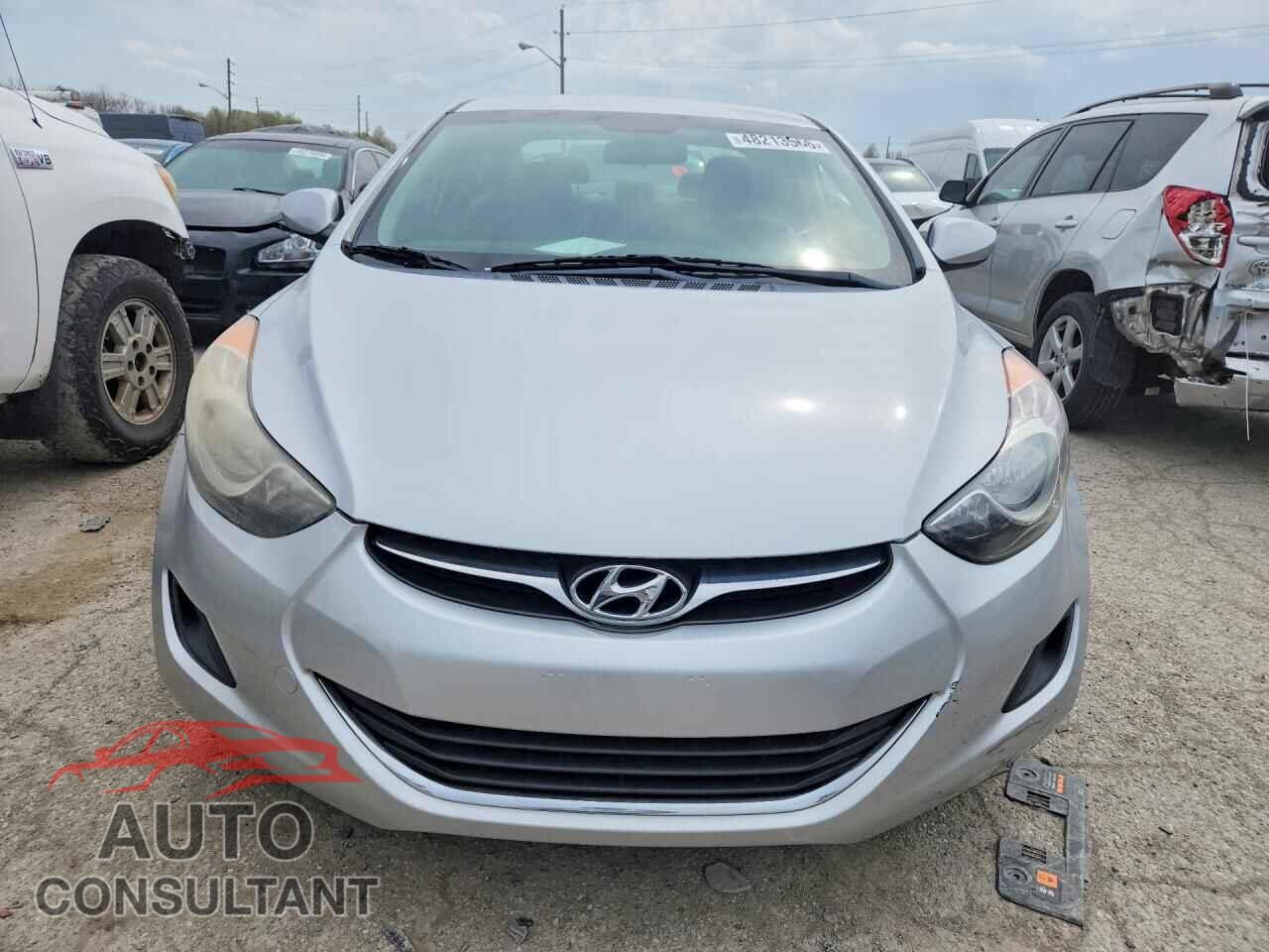 HYUNDAI ELANTRA 2012 - KMHDH4AE7CU268273