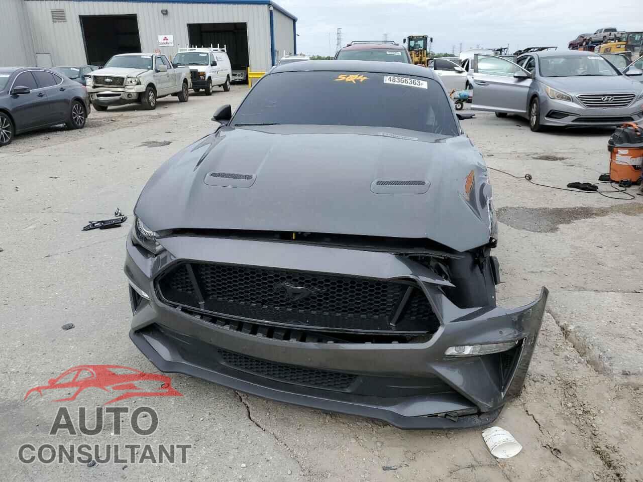 FORD MUSTANG 2018 - 1FA6P8CF9J5100726