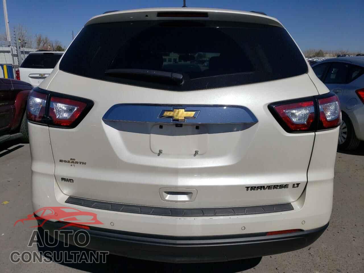 CHEVROLET TRAVERSE 2015 - 1GNKVGKD7FJ229370