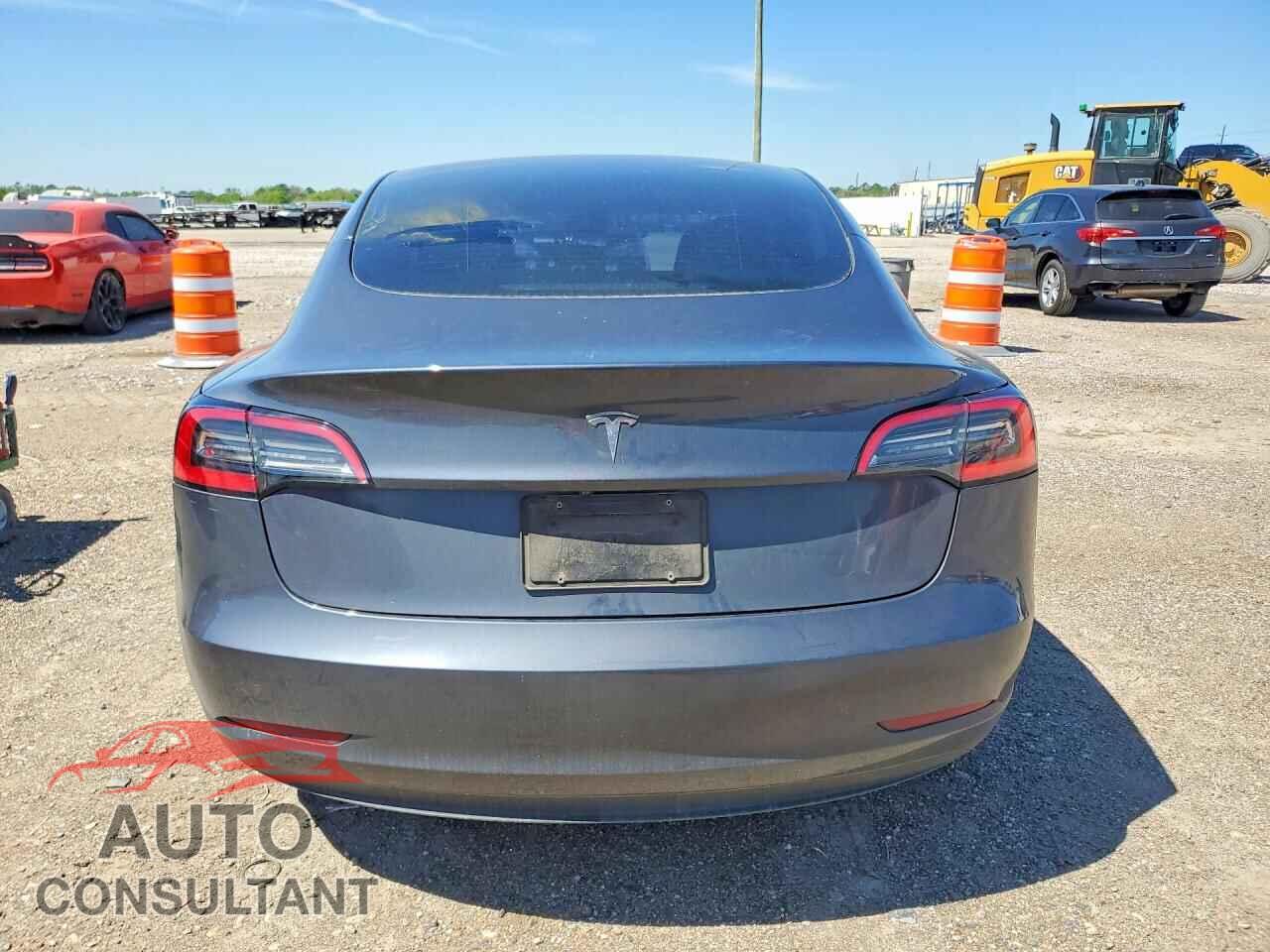 TESLA MODEL 3 2023 - 5YJ3E1EA5PF472230
