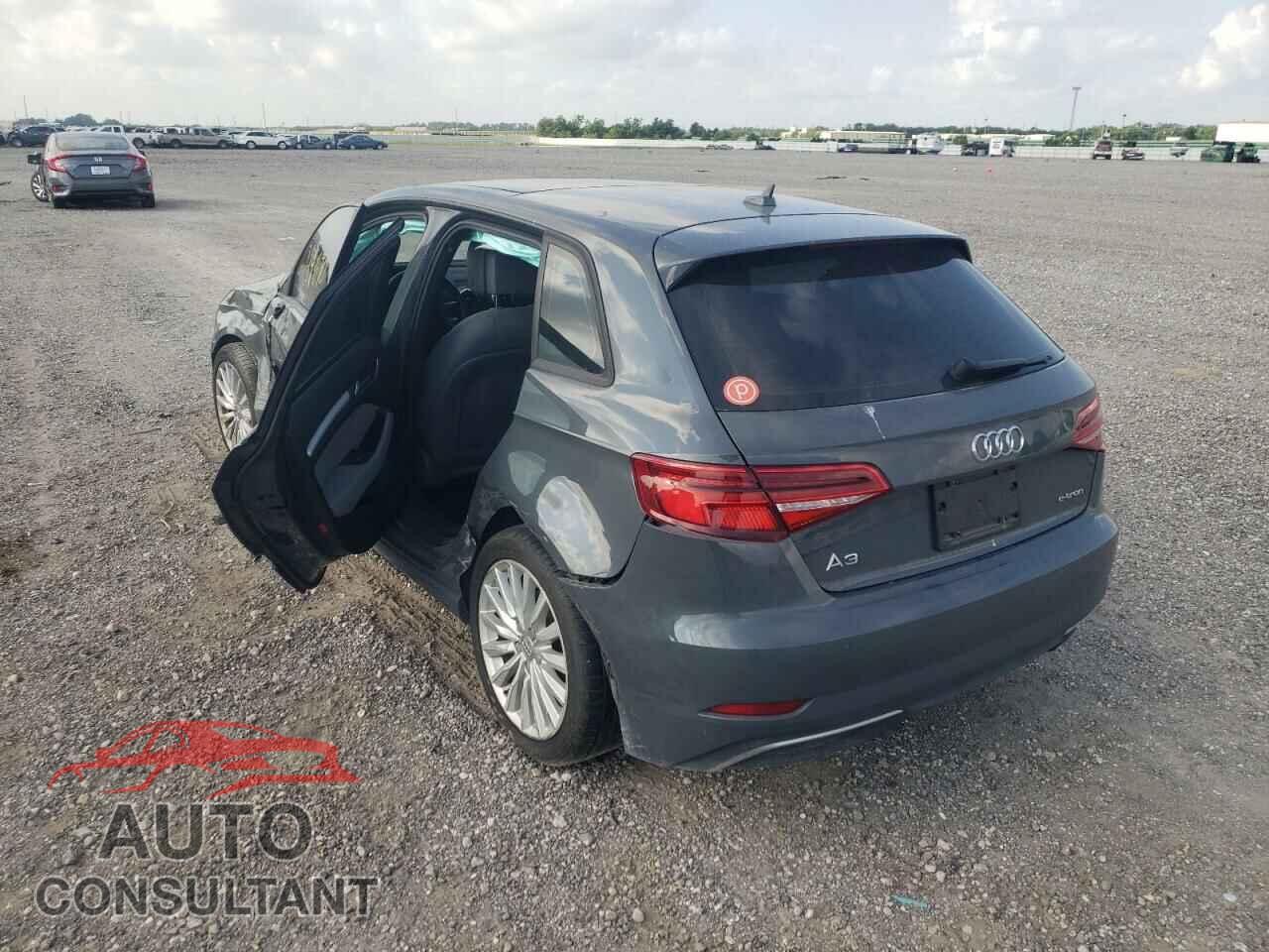 AUDI A3 2017 - WAUUPBFF5HA059813