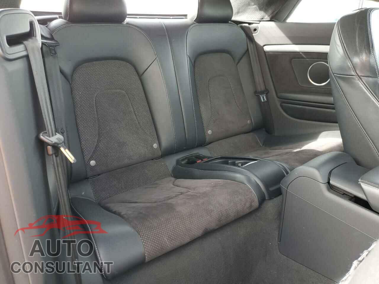 AUDI A5 2012 - WAUWFAFH7CN002201