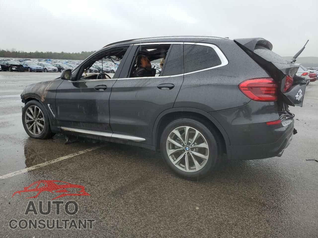 BMW X3 2019 - 5UXTR9C59KLP81311
