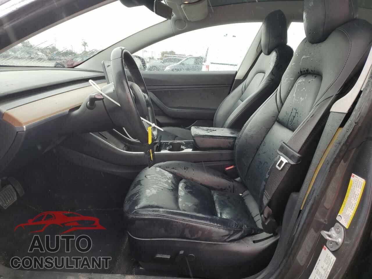 TESLA MODEL 3 2018 - 5YJ3E1EA6JF037109