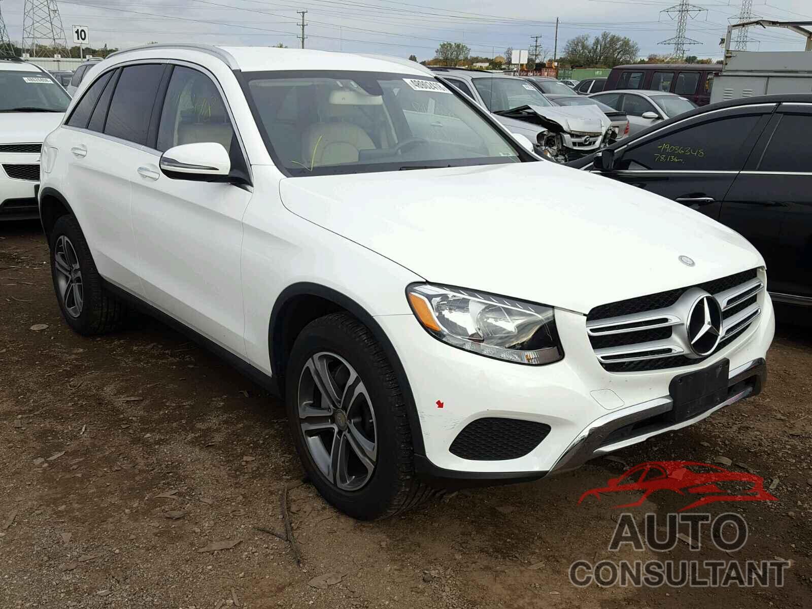 MERCEDES-BENZ GLC 300 4MATIC 2016 - WDC0G4KB8GF013064