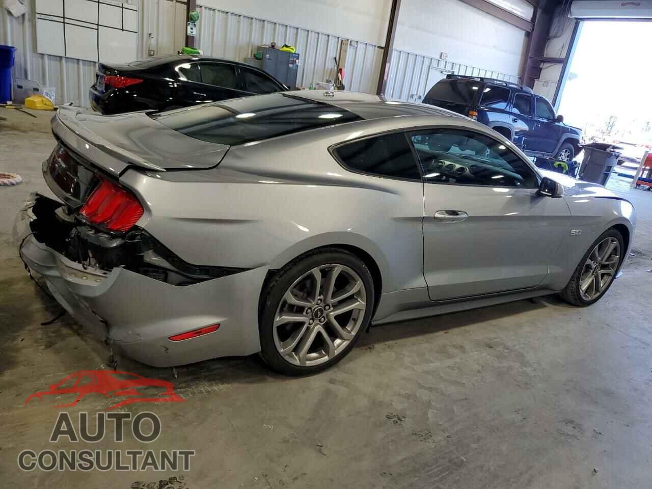 FORD MUSTANG 2020 - 1FA6P8CF1L5123582