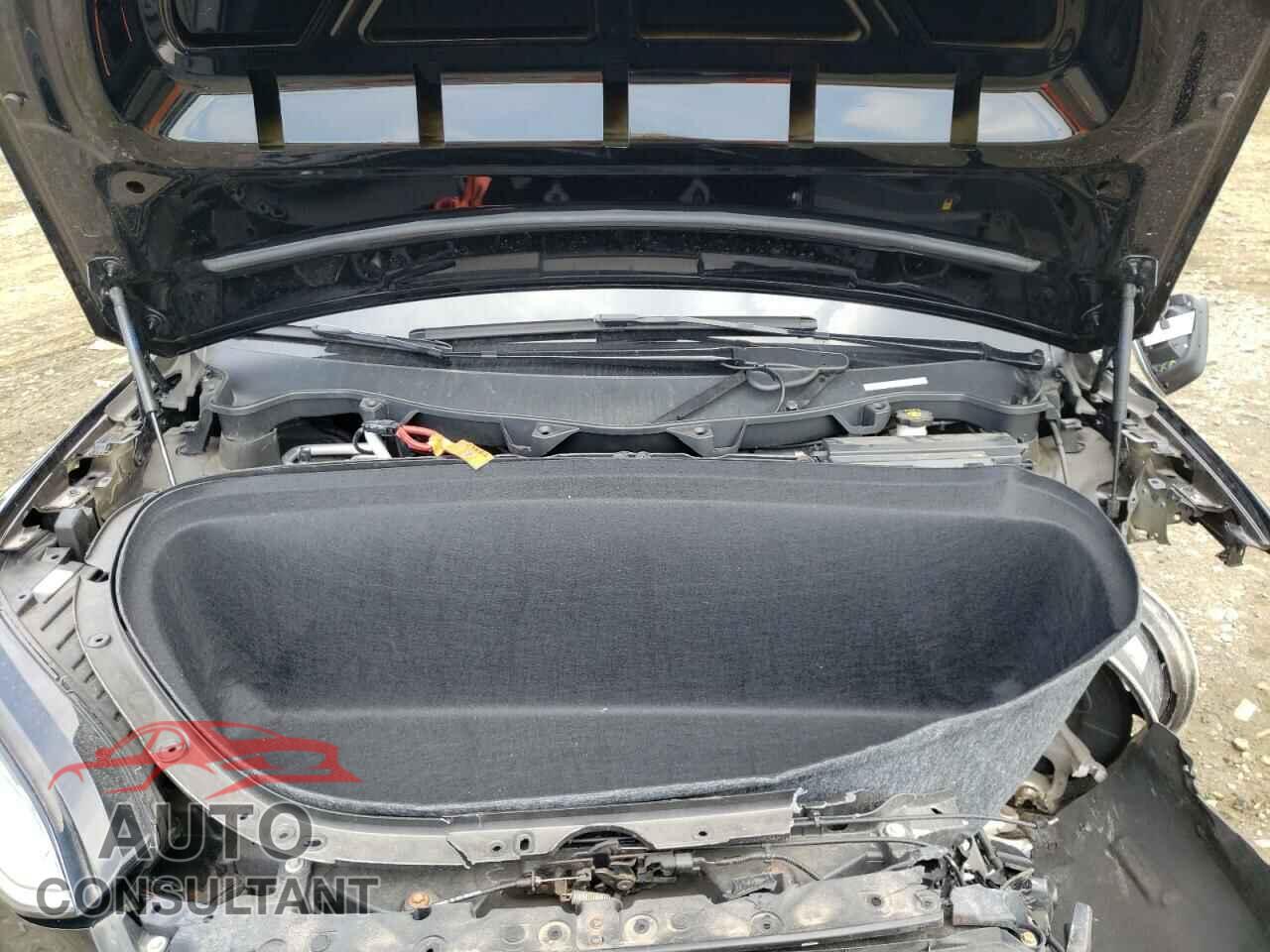TESLA MODEL X 2018 - 5YJXCDE23JF141977