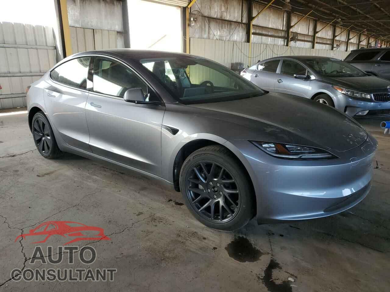 TESLA MODEL 3 2025 - 5YJ3E1EB8SF922812