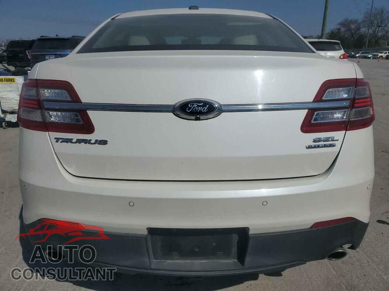 FORD TAURUS 2014 - 1FAHP2E87EG120908