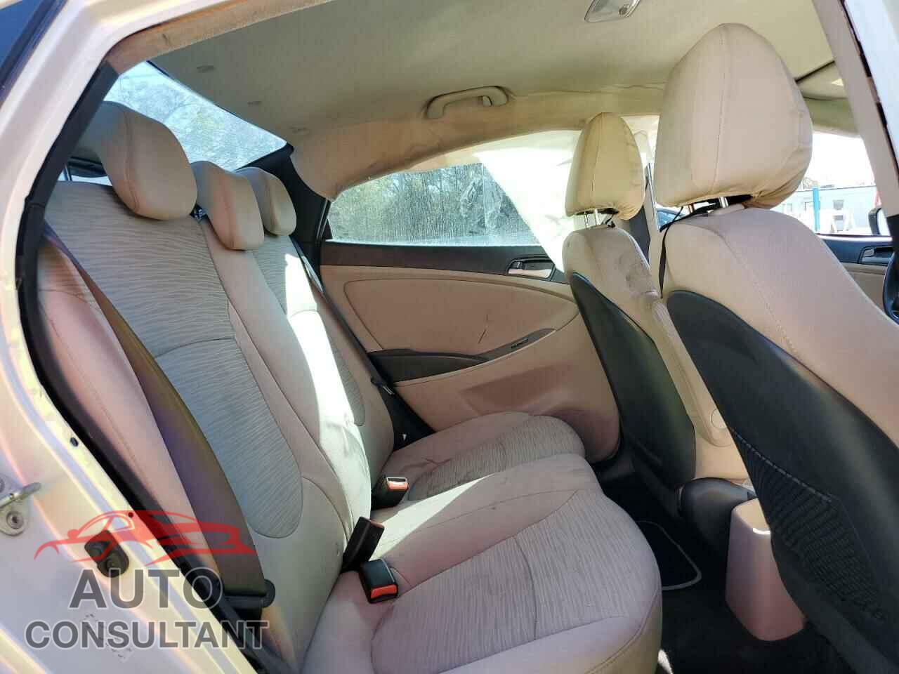 HYUNDAI ACCENT 2016 - KMHCT4AE1GU995232