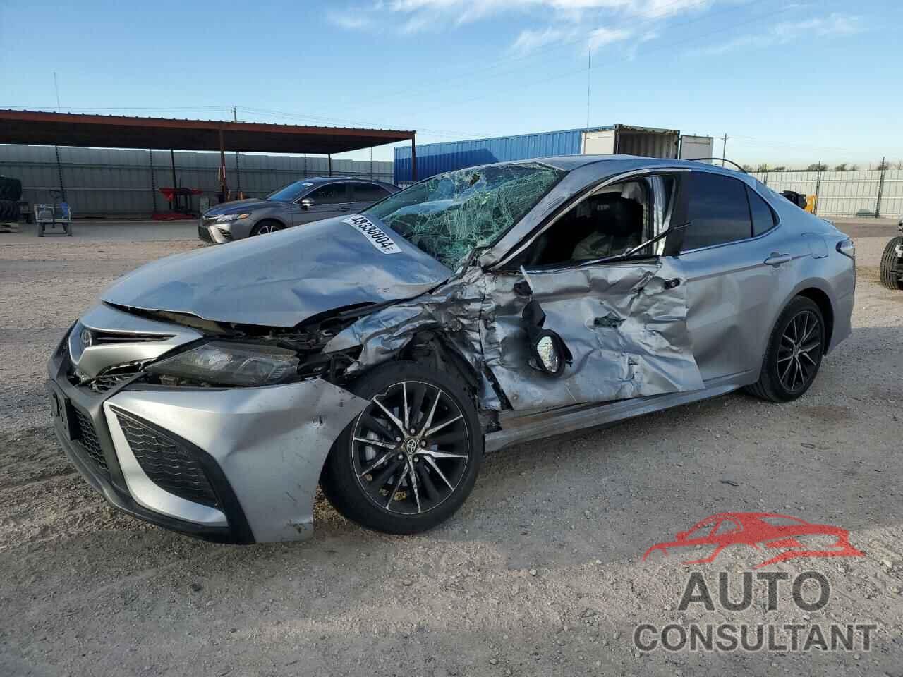 TOYOTA CAMRY 2022 - 4T1G11AK2NU714662