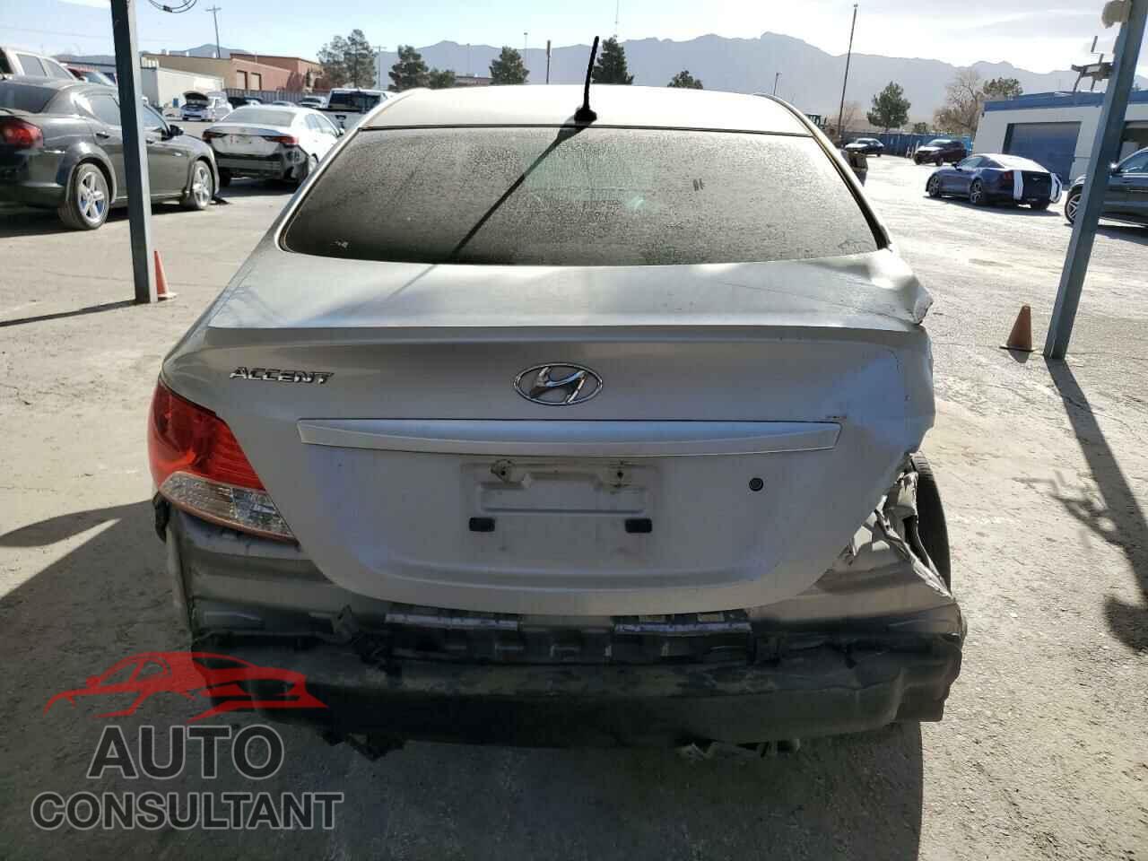 HYUNDAI ACCENT 2013 - KMHCU4AE9DU495439