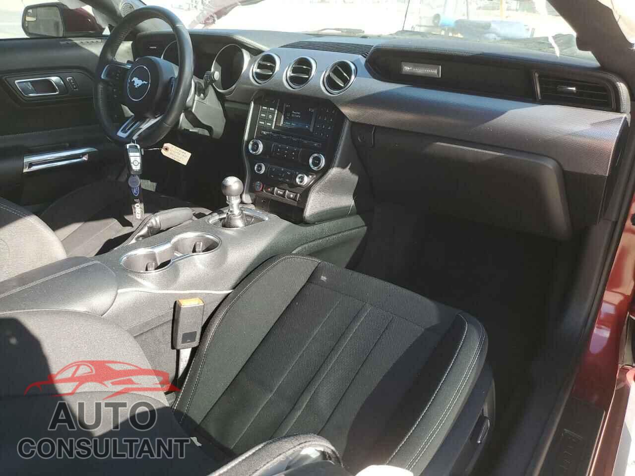 FORD MUSTANG 2018 - 1FA6P8CF9J5116733
