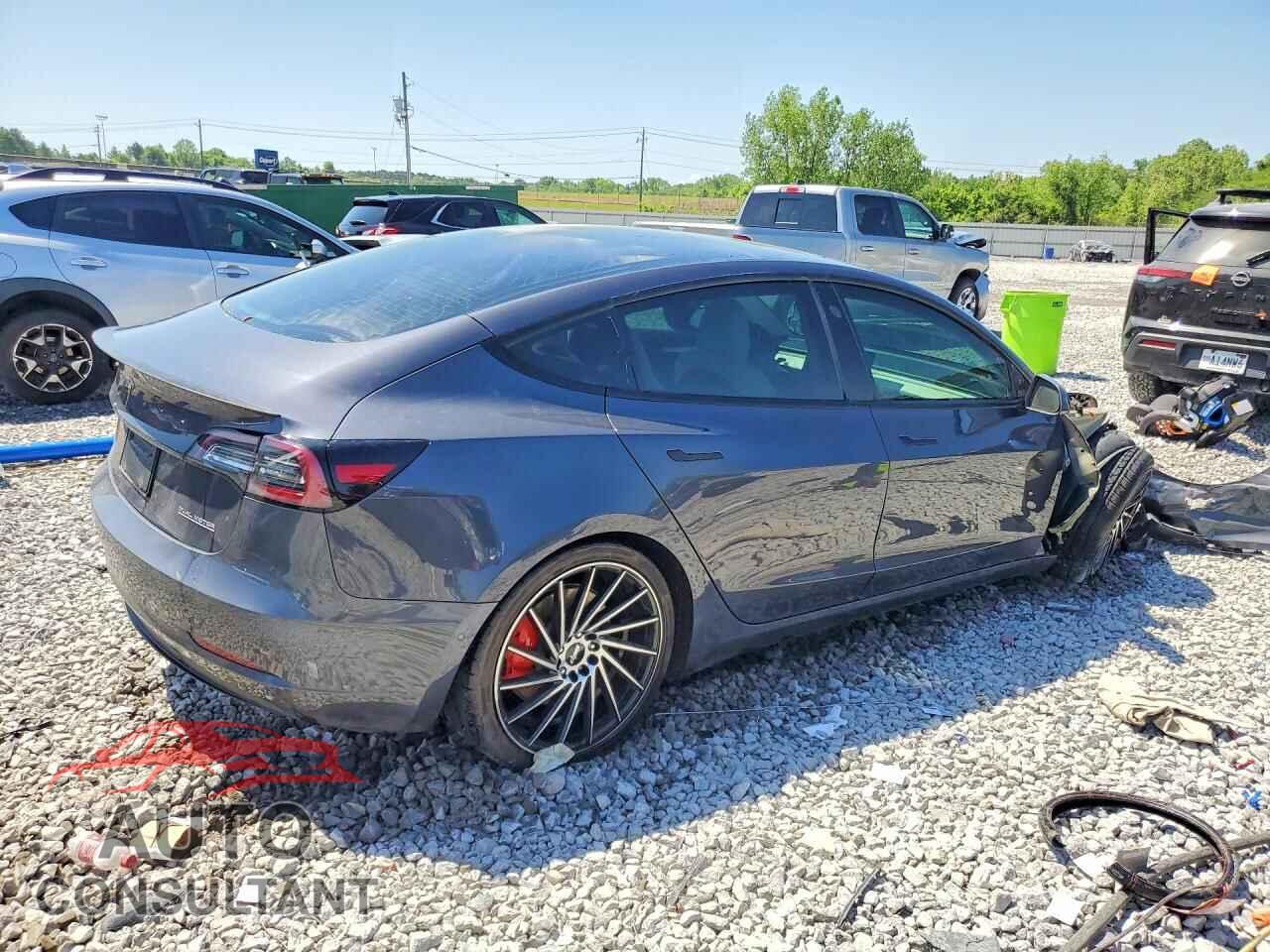 TESLA MODEL 3 2021 - 5YJ3E1EC2MF973315
