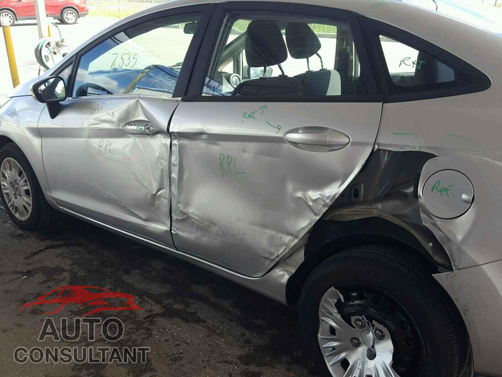 FORD FIESTA 2017 - 3FADP4AJ4HM163826