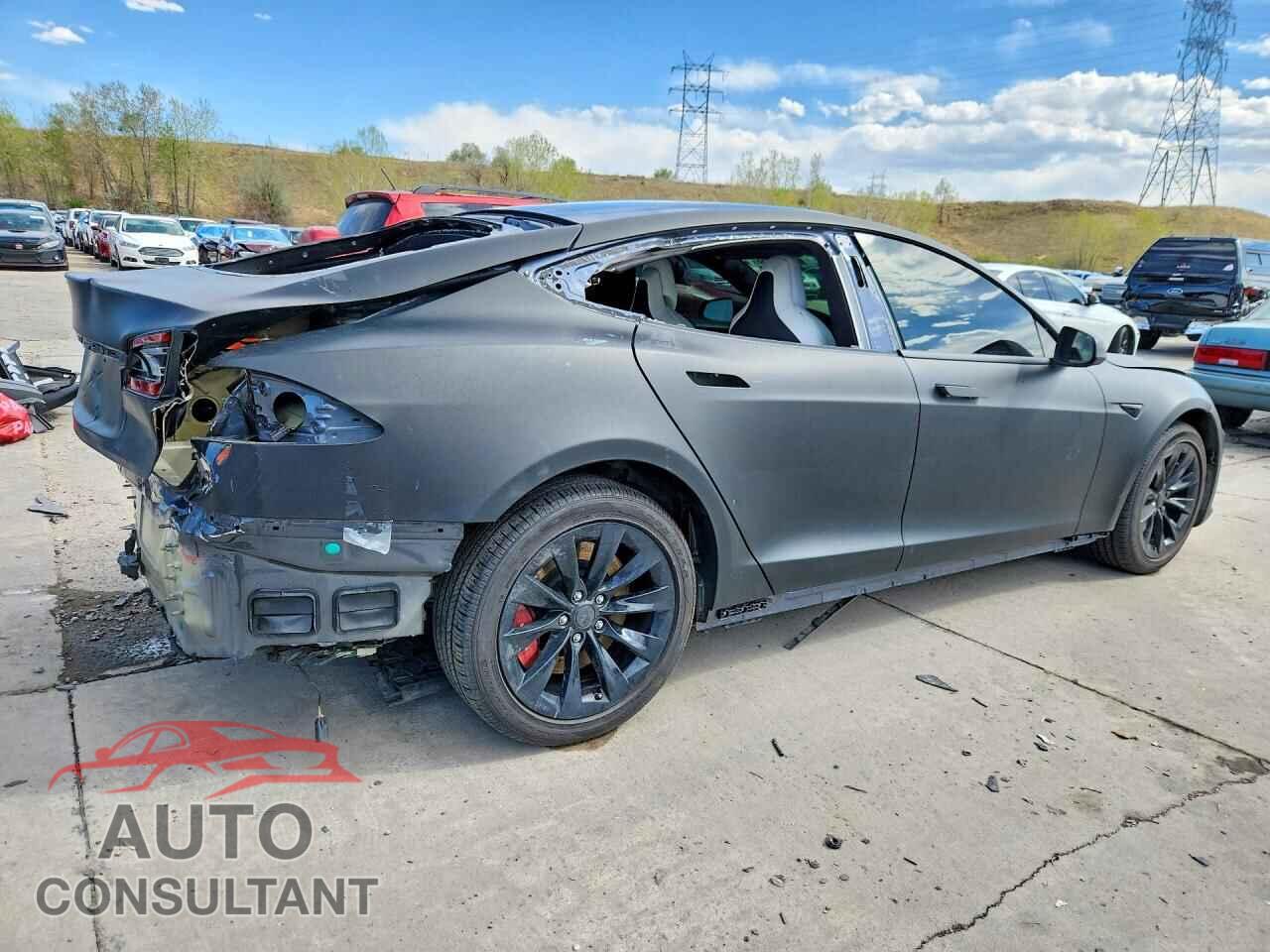 TESLA MODEL S 2018 - 5YJSA1E23JF275726