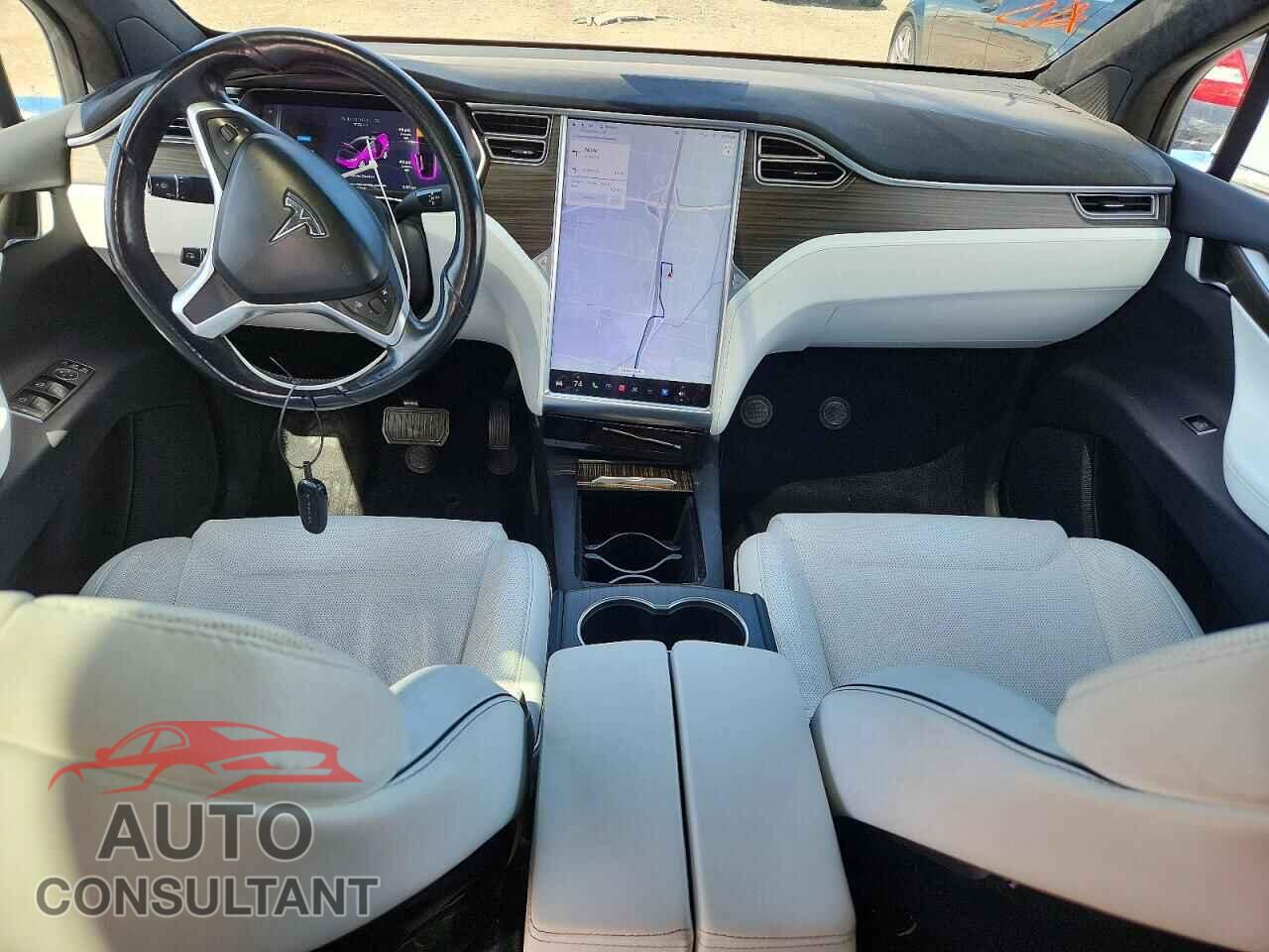 TESLA MODEL X 2017 - 5YJXCBE21HF029550
