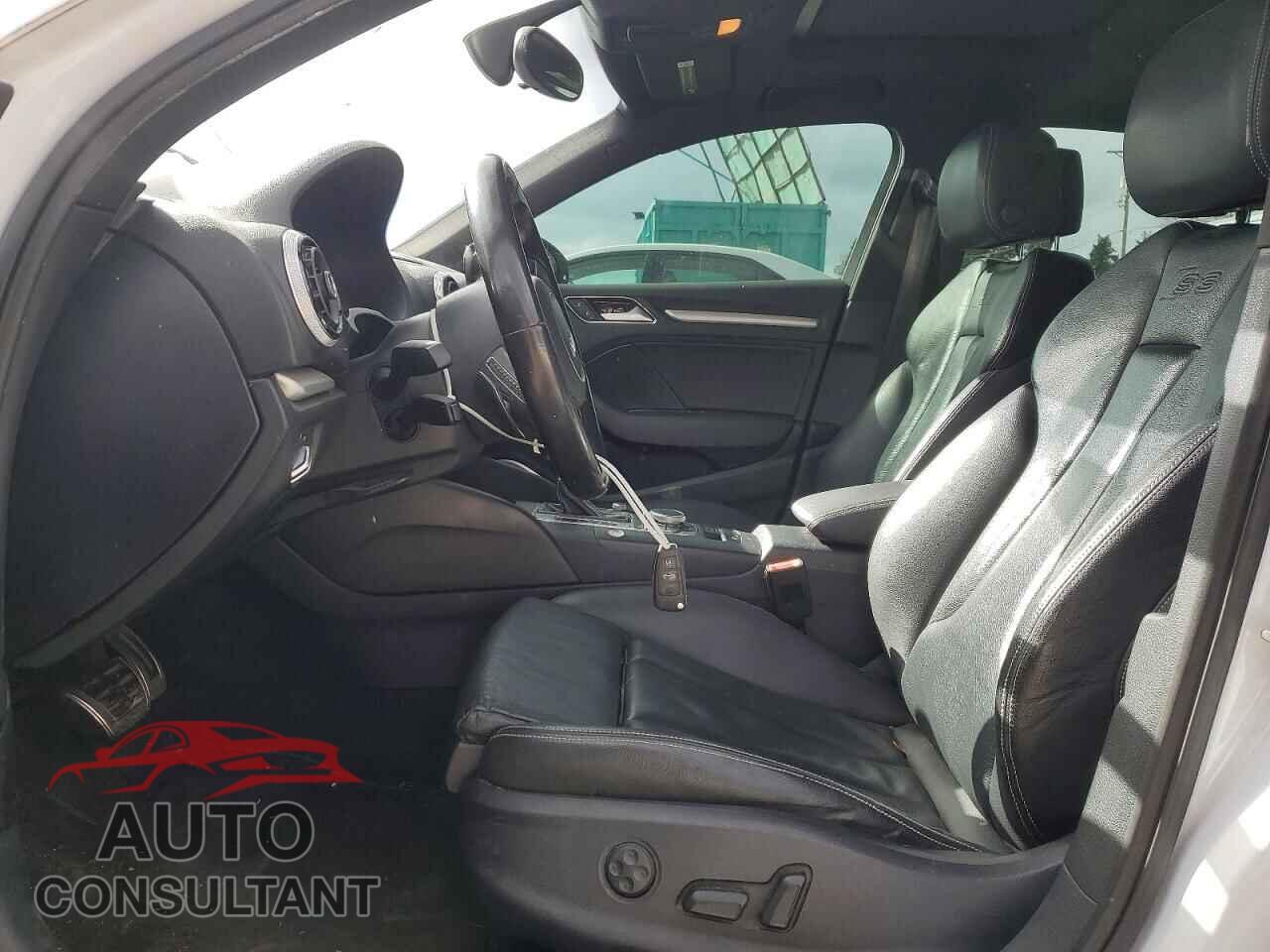 AUDI S3 2015 - WAUBFGFF8F1077064