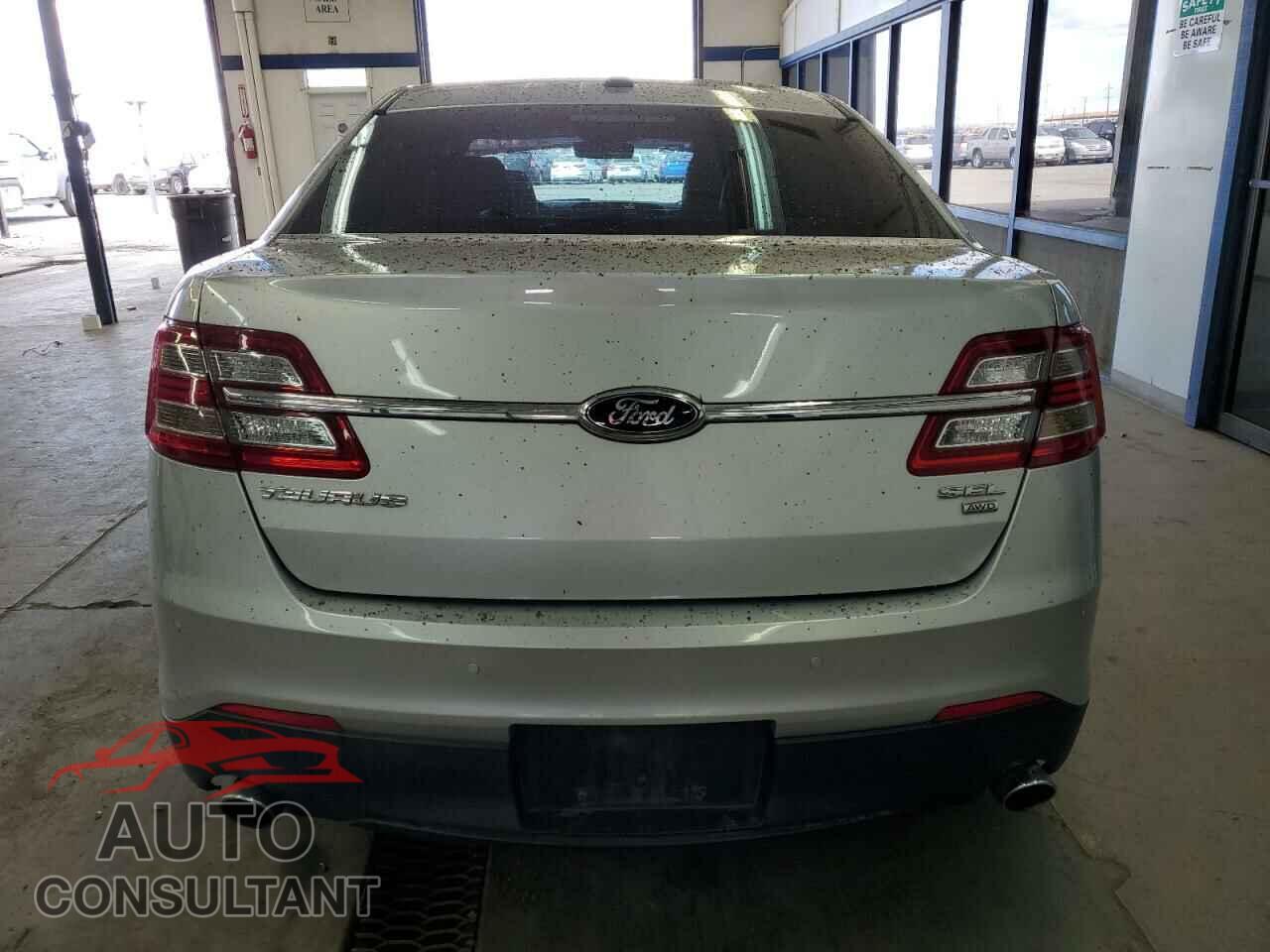 FORD TAURUS 2013 - 1FAHP2H83DG215475