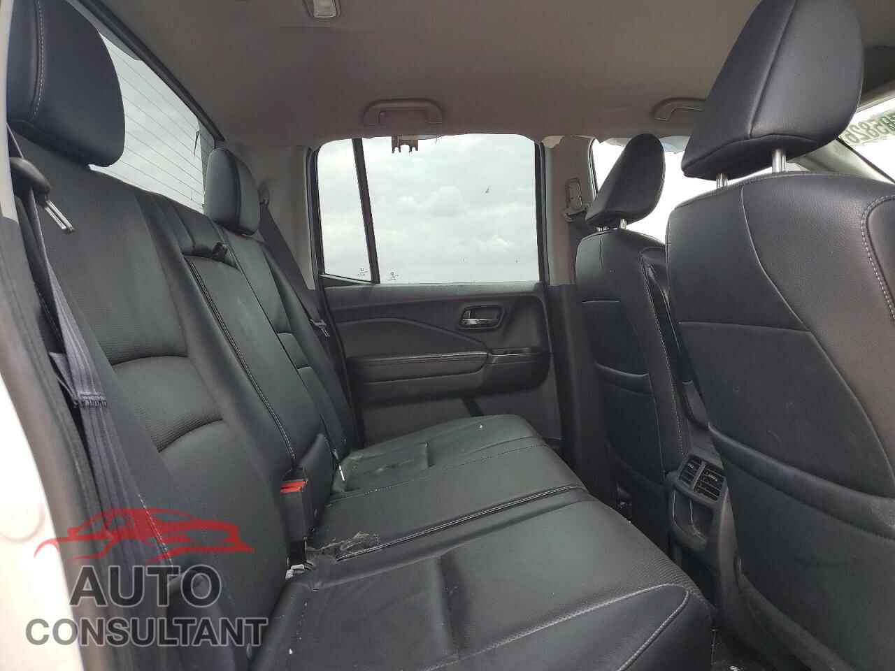 HONDA RIDGELINE 2017 - 5FPYK3F62HB015517