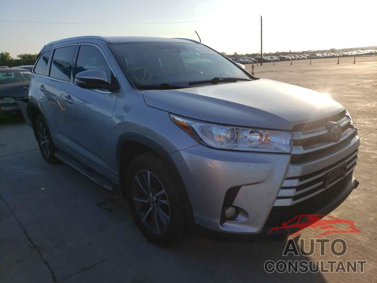 TOYOTA HIGHLANDER 2017 - 5TDKZRFH0HS515833