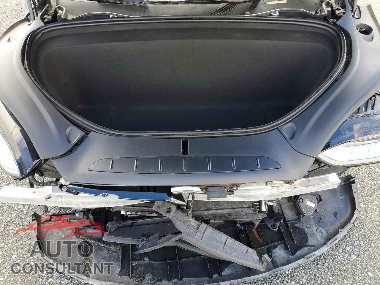 TESLA MODEL X 2023 - 7SAXCDE50PF381140