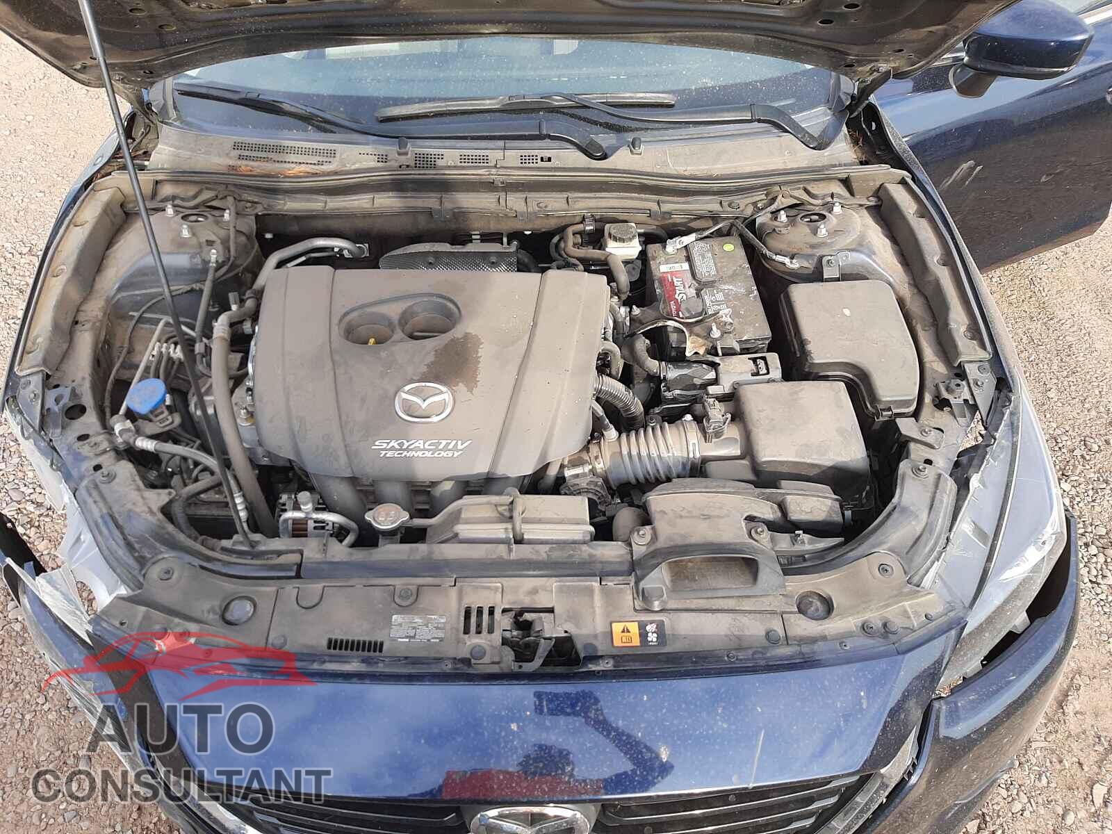 MAZDA 3 2017 - 3MZBN1W33HM144407
