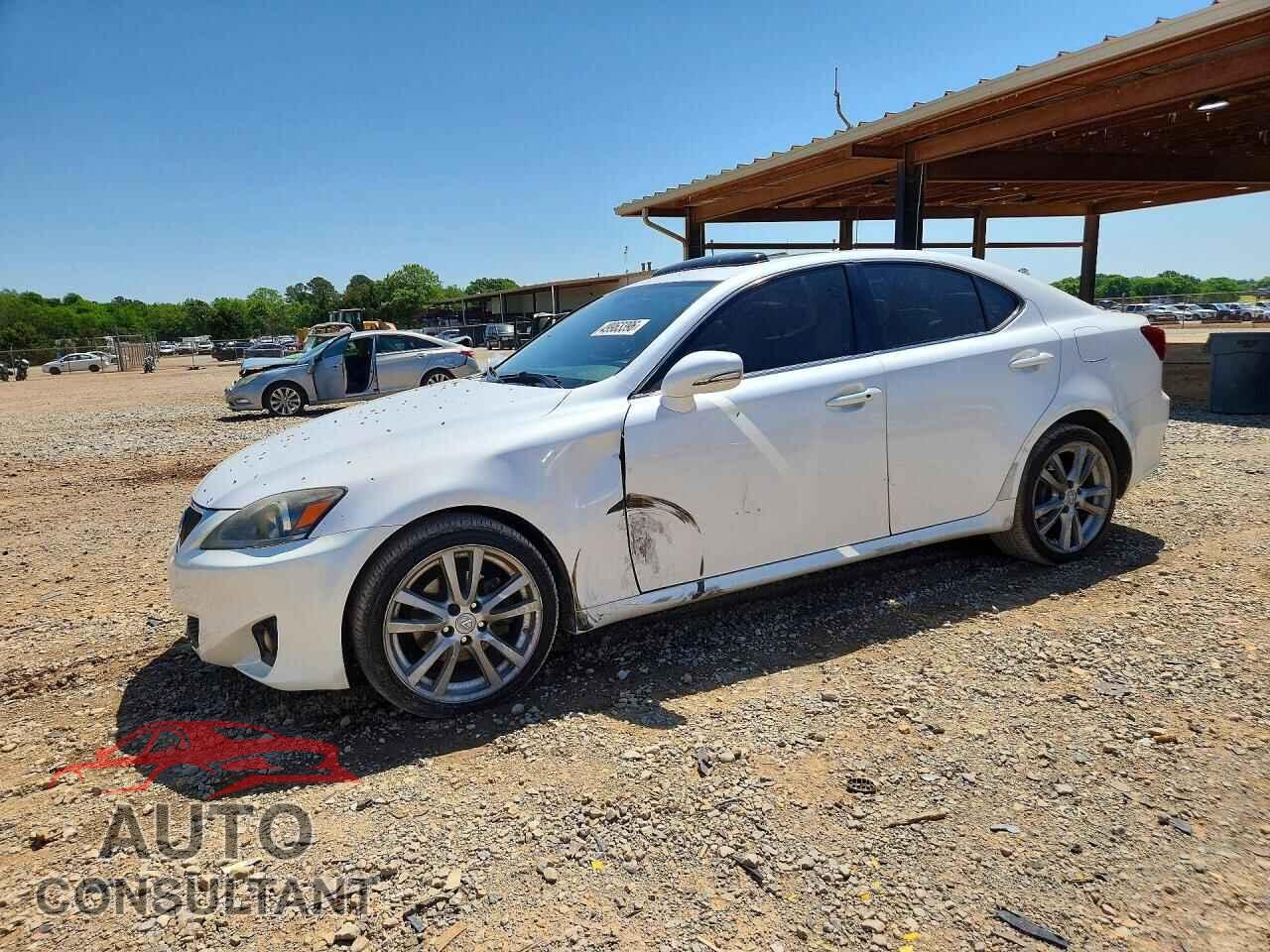 LEXUS IS 2012 - JTHCF5C27C5057792