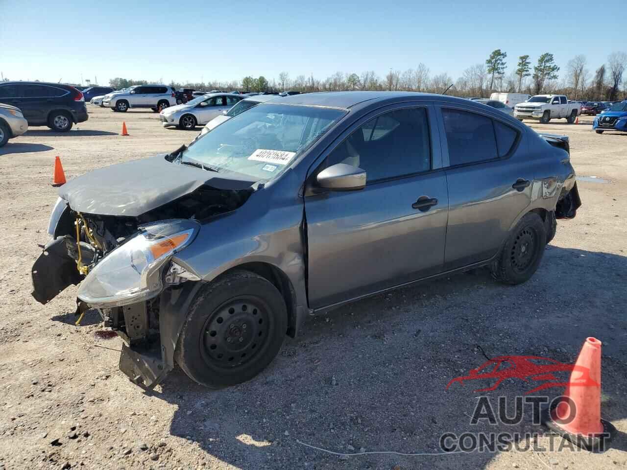 NISSAN VERSA 2017 - 3N1CN7AP9HL896593