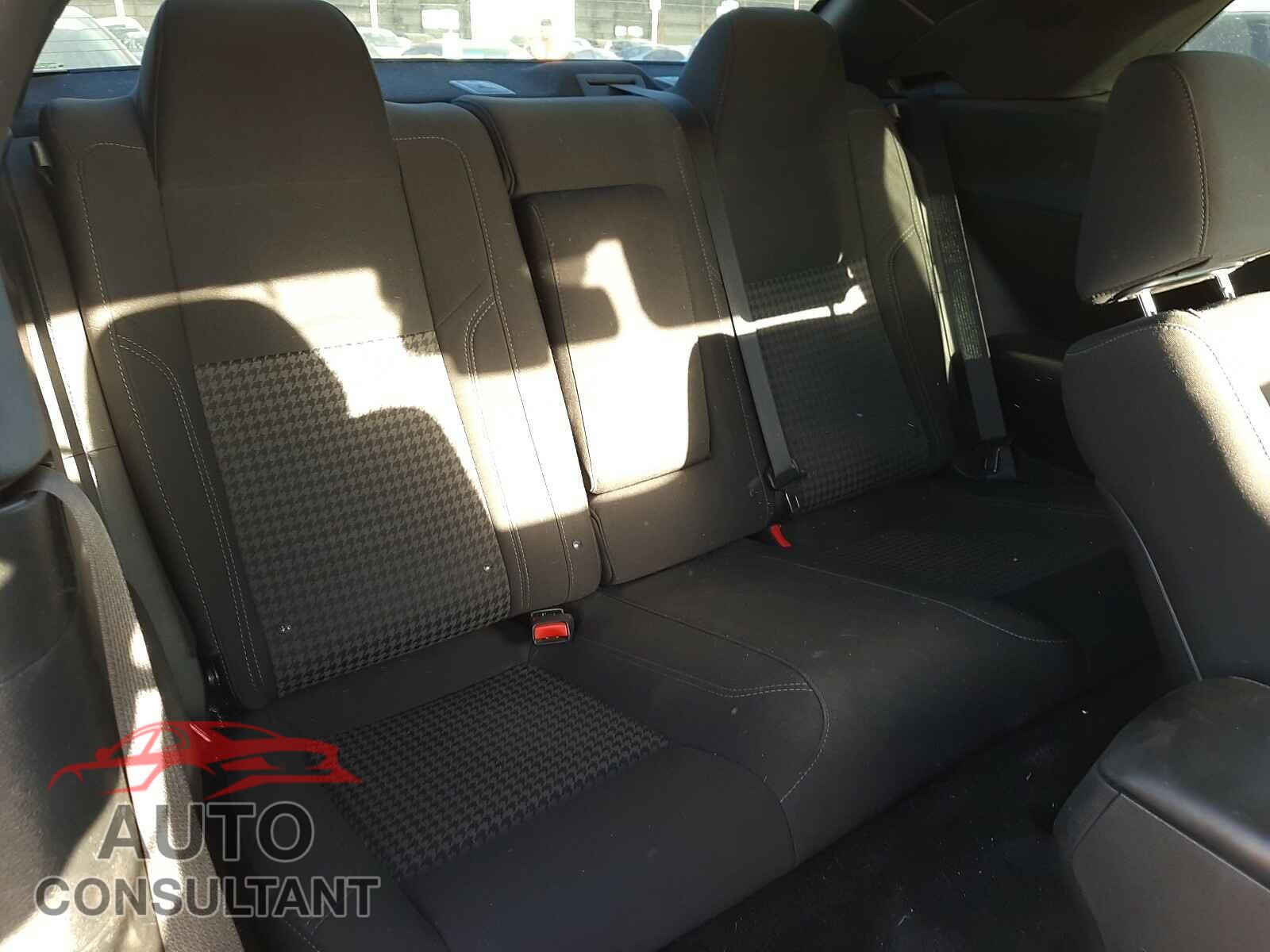 DODGE CHALLENGER 2018 - 2C3CDZAG3JH318066