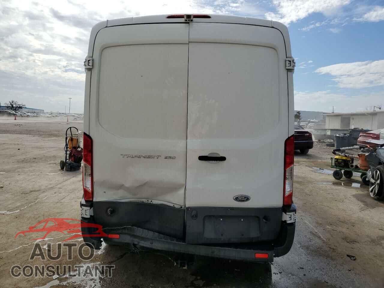 FORD TRANSIT 2017 - 1FTYR2CM5HKA20103