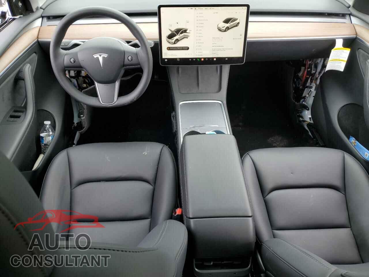 TESLA MODEL Y 2023 - 7SAYGDEE6PF671519