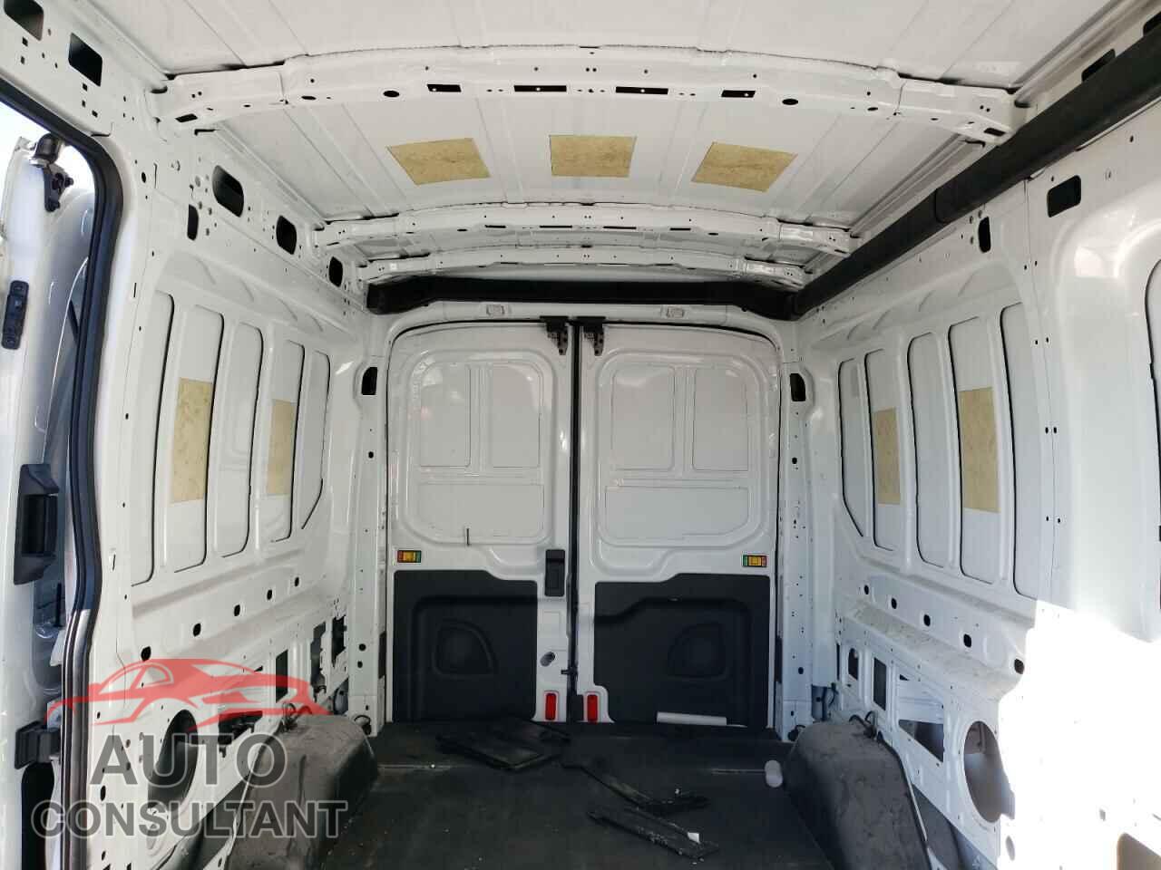 FORD TRANSIT 2019 - 1FTYR2CM5KKA04376
