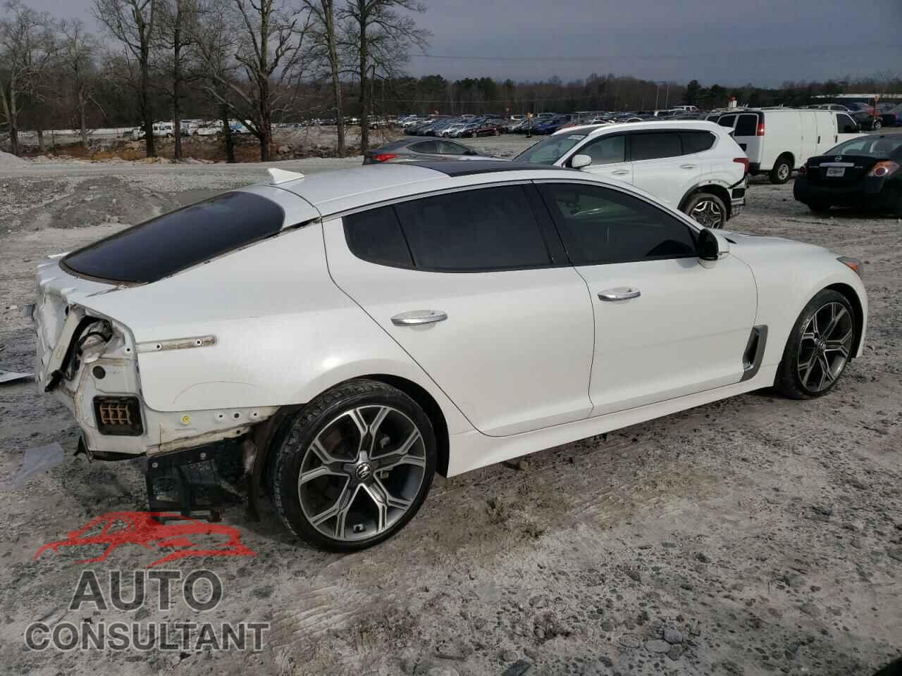 KIA STINGER 2018 - KNAE25LA5J6020774