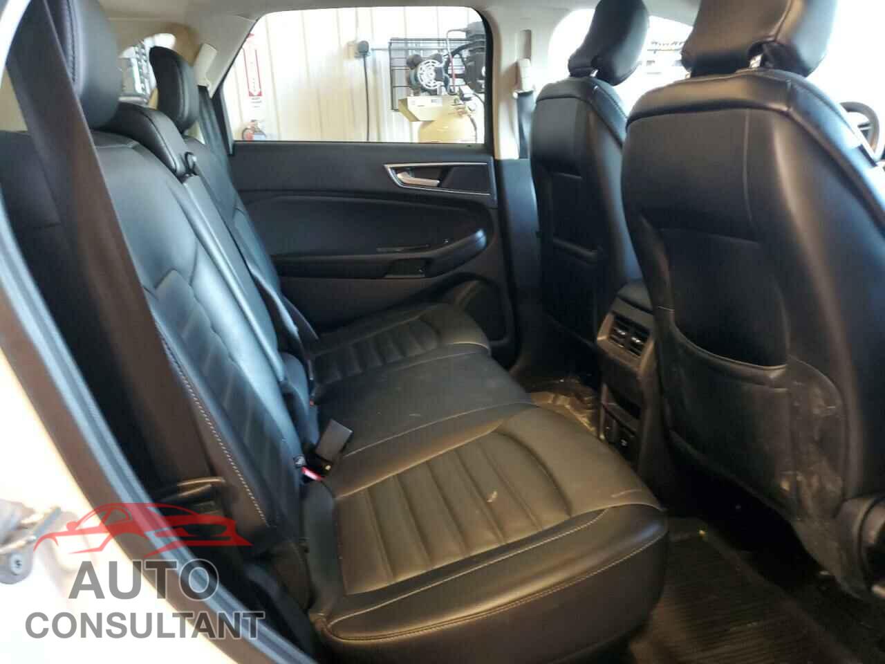 FORD EDGE 2018 - 2FMPK3J97JBC20139