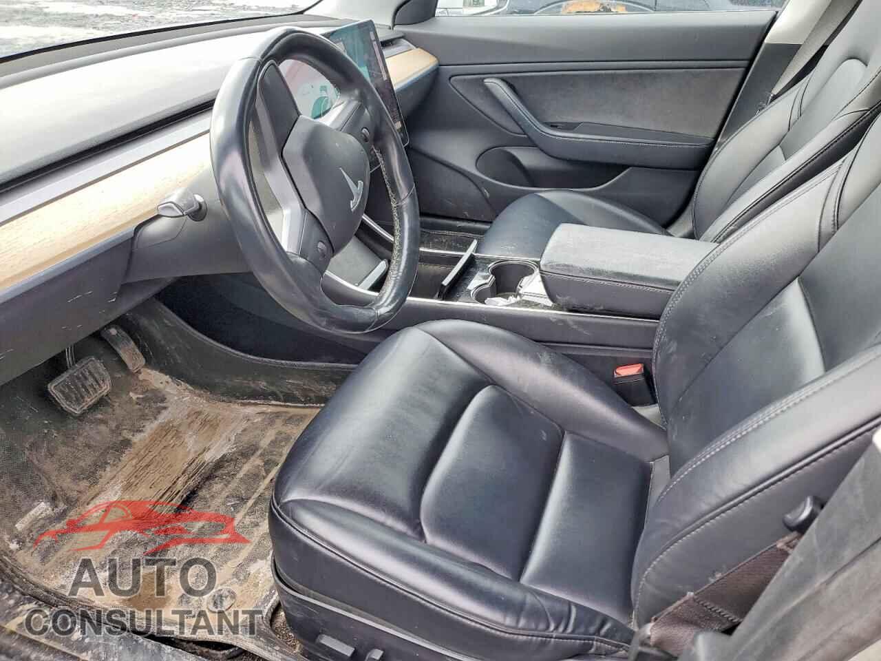 TESLA MODEL 3 2018 - 5YJ3E1EB8JF106973