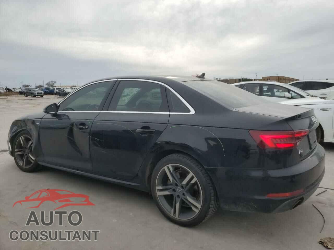 AUDI A4 2018 - WAULMAF45JN018707