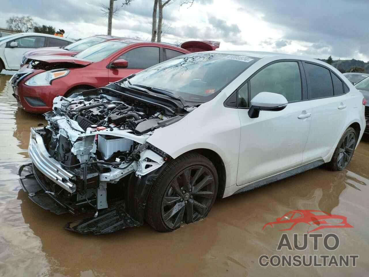 TOYOTA COROLLA 2024 - JTDBCMFE7RJ018612