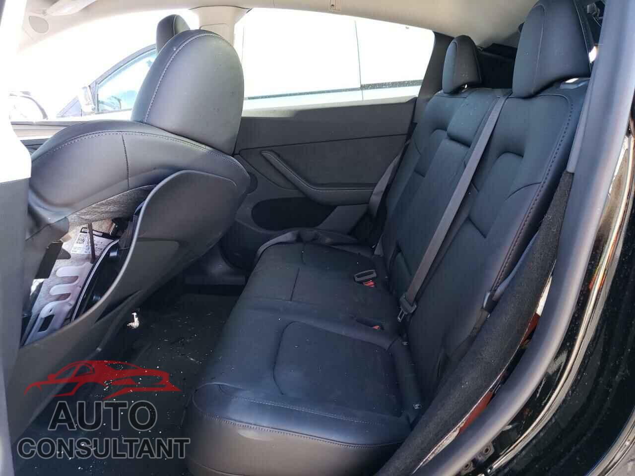 TESLA MODEL Y 2023 - 7SAYGDEEXPA176060