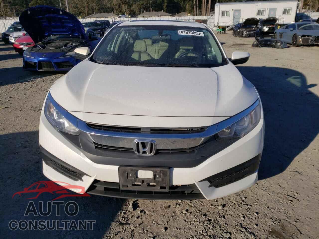 HONDA CIVIC 2017 - 19XFC2F78HE021585