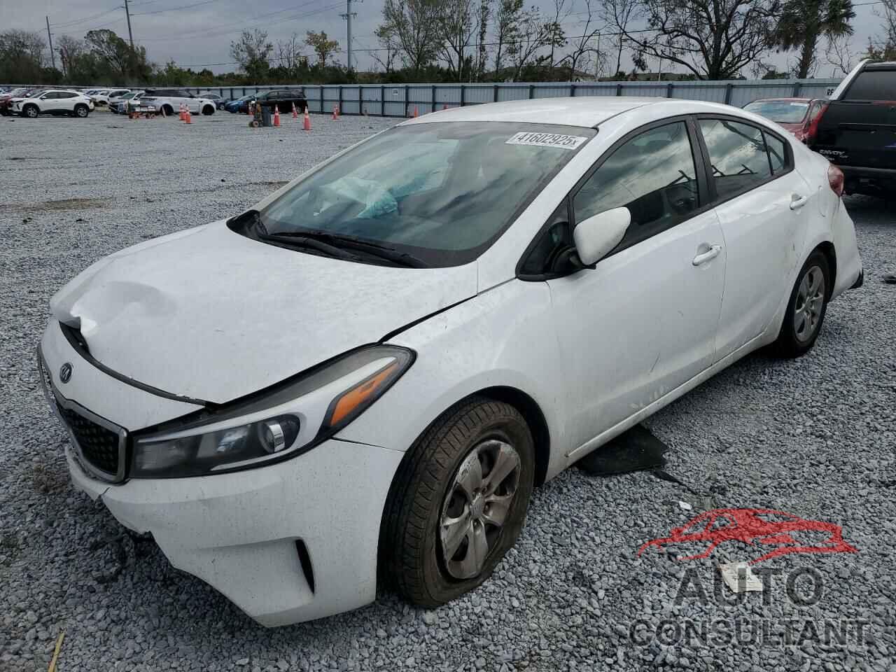 KIA FORTE 2018 - 3KPFK4A79JE239546