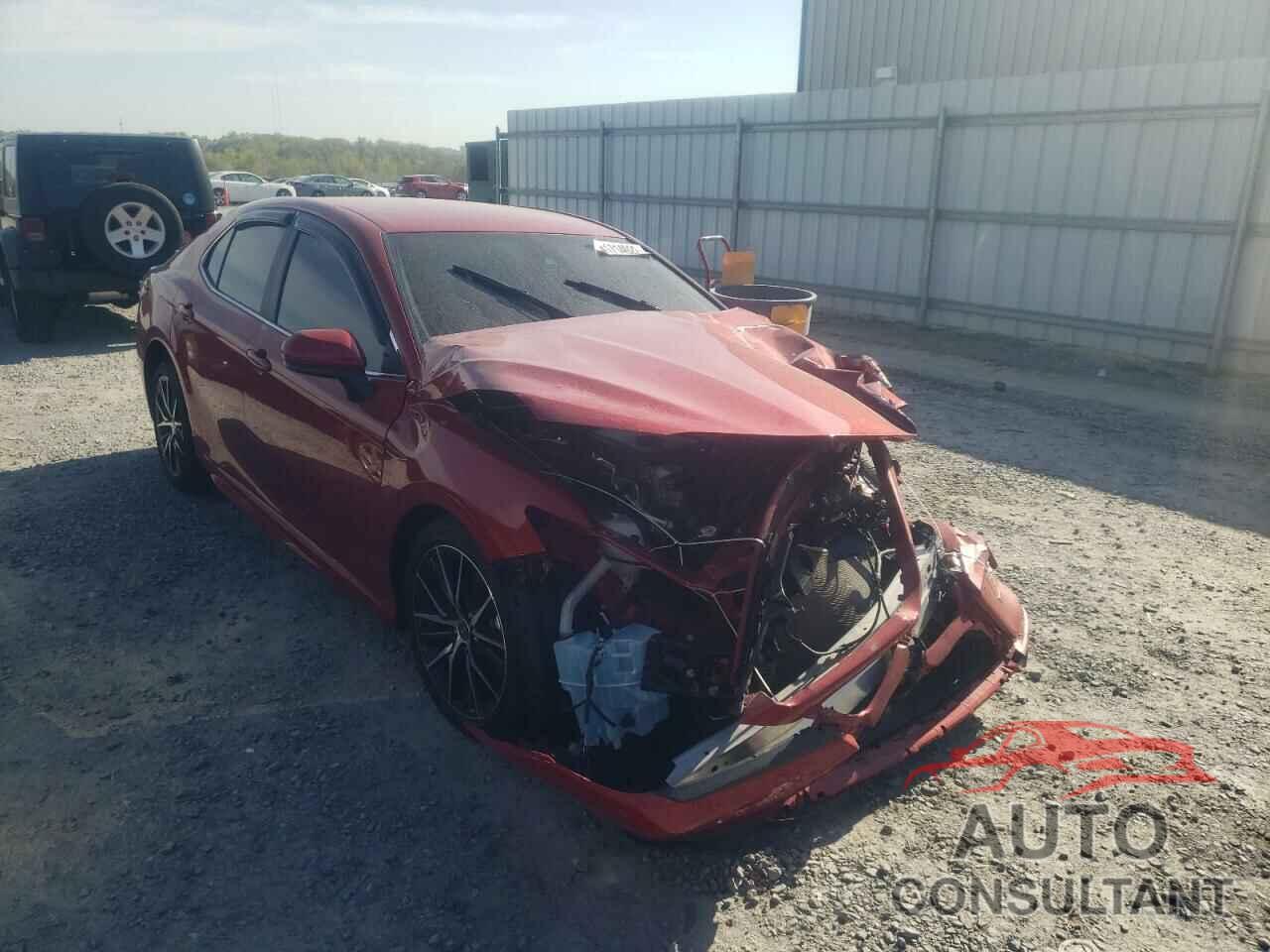 TOYOTA CAMRY 2021 - 4T1G11AK0MU441185