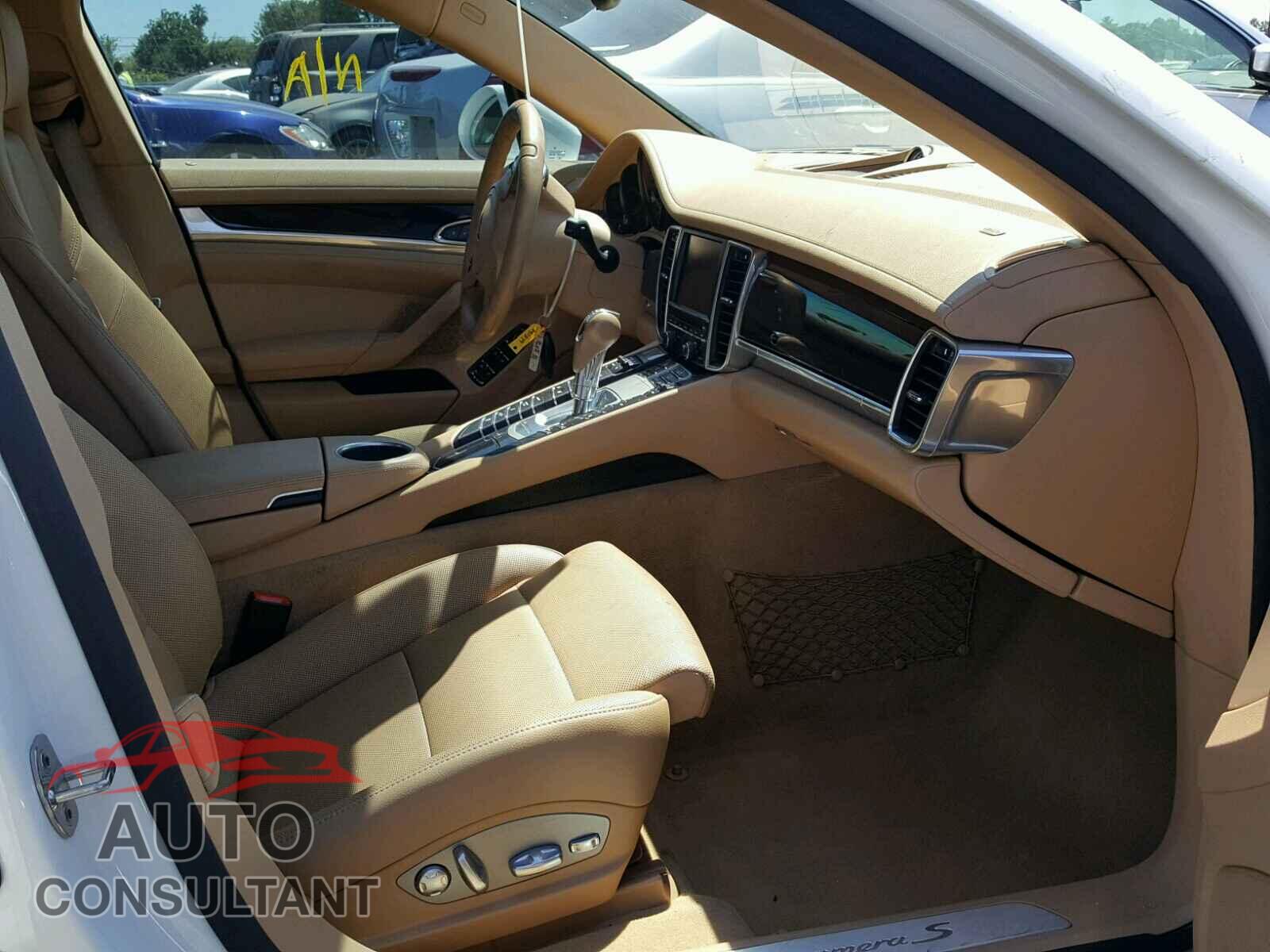 PORSCHE PANAMERA 2015 - WP0AD2A76FL040879