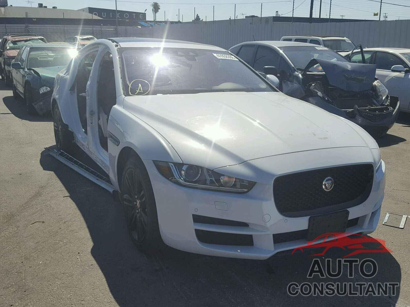 JAGUAR XE 2017 - SAJAE4BG8HA970015