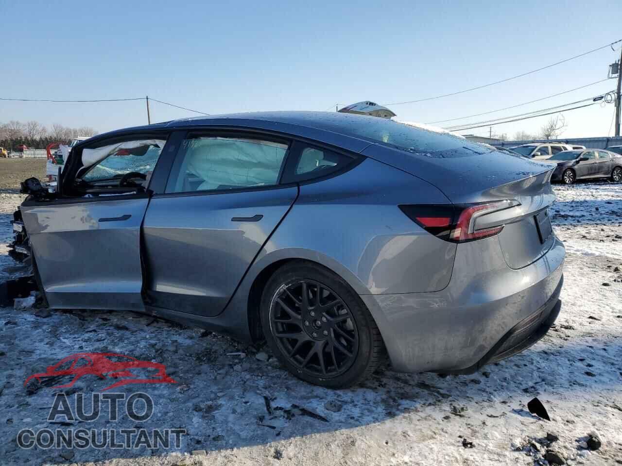 TESLA MODEL 3 2024 - 5YJ3E1EA9RF864579