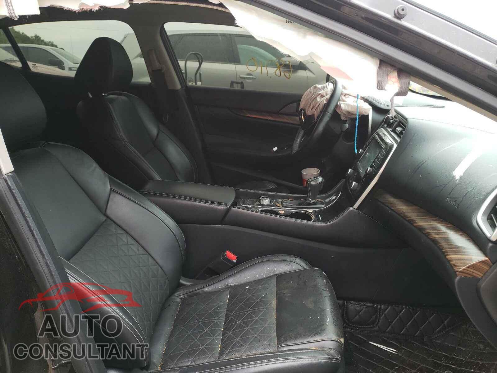 NISSAN MAXIMA 2017 - 1N4AA6AP1HC415523
