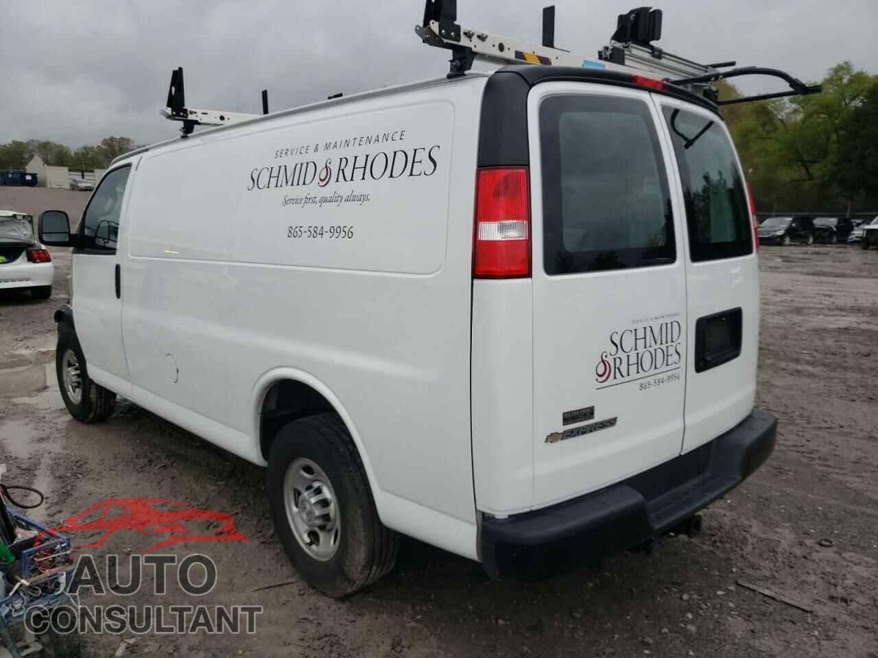 CHEVROLET EXPRESS 2020 - 1GCWGAFG7L1269529