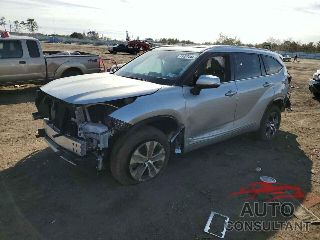 TOYOTA HIGHLANDER 2022 - 5TDHZRBHXNS170015