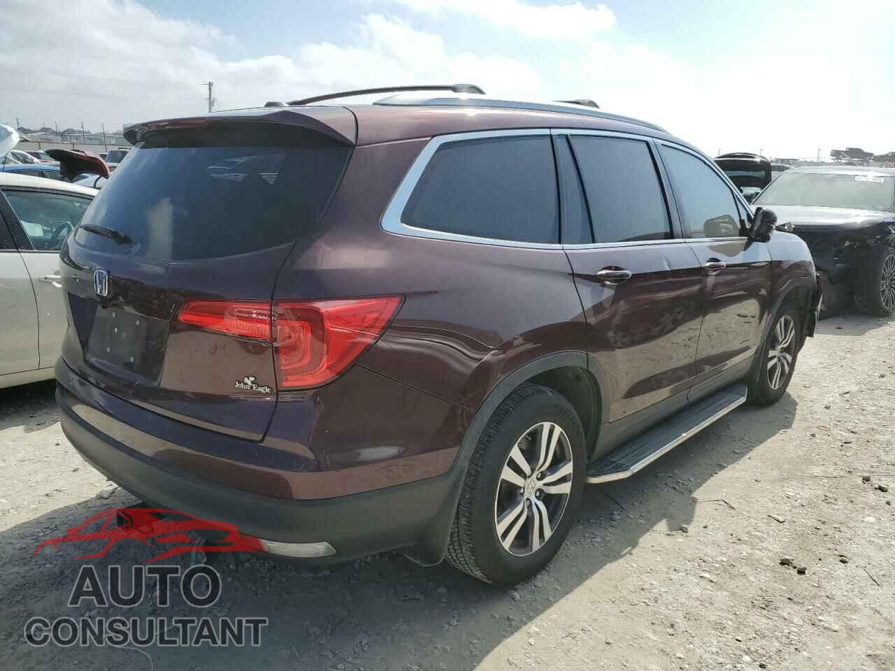 HONDA PILOT 2017 - 5FNYF5H83HB029515
