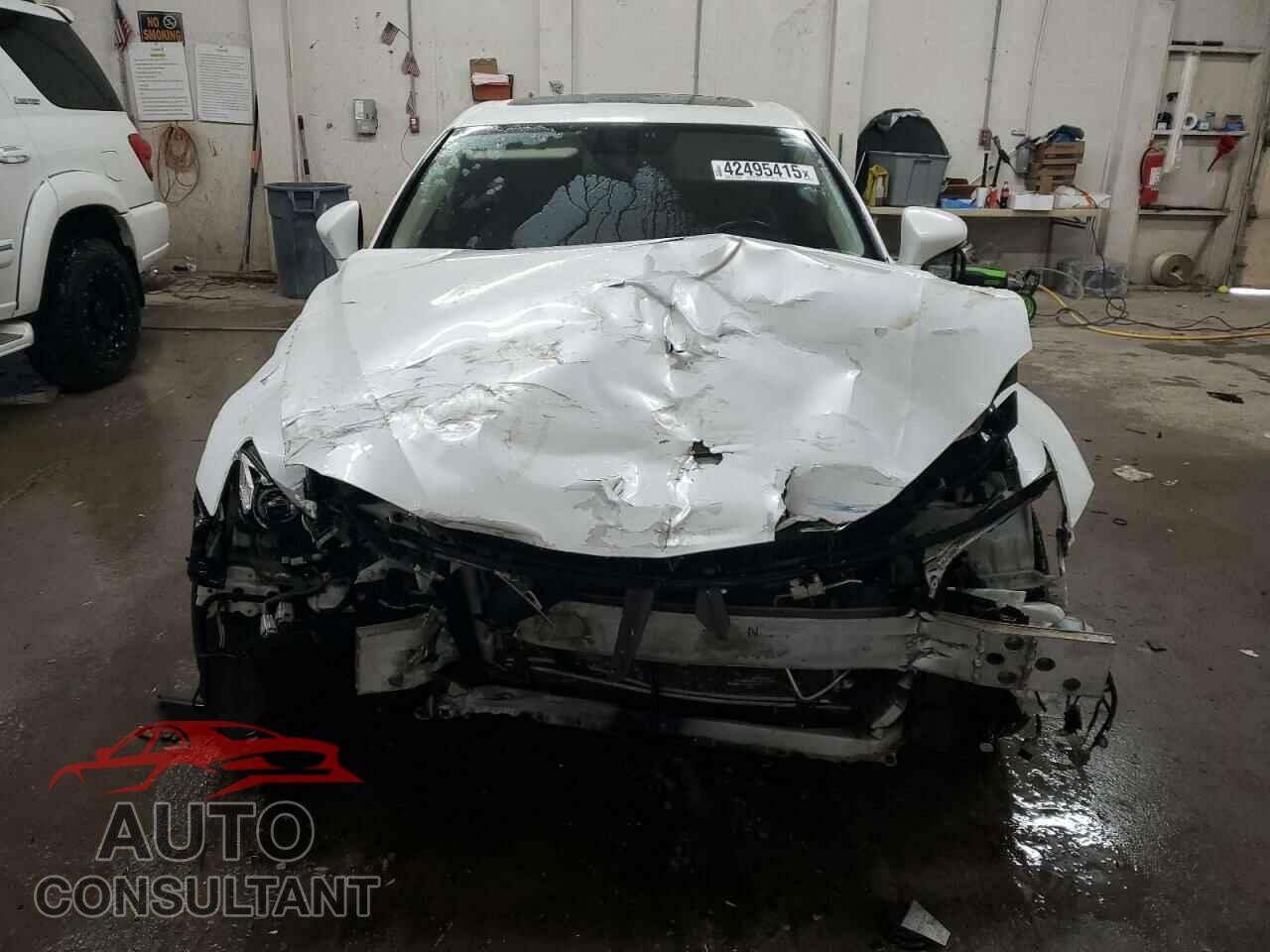 LEXUS IS 2014 - JTHCE1D22E5004592